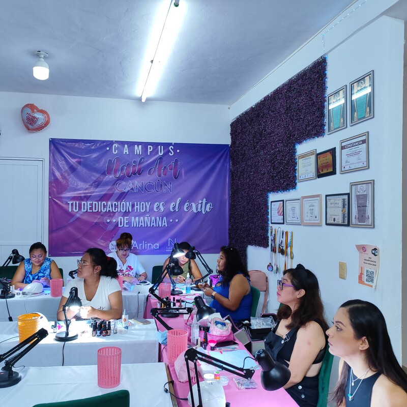 cursos de uñas cancun