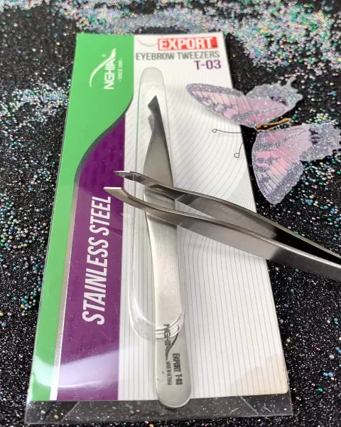 Pinza Para Cejas T.03 NGHIA